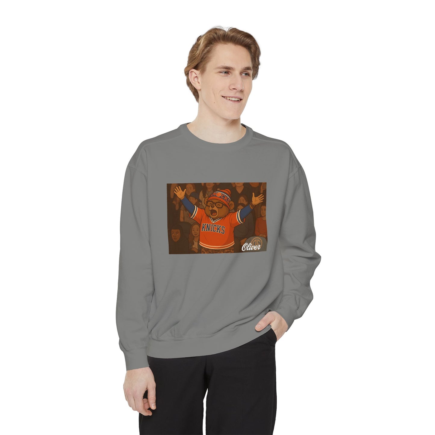 Oliver Outside Knicks Fan Crewneck – NYC Spirit in Every Stitch