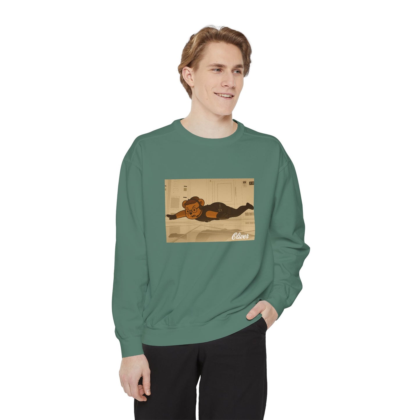 Oliver Outside Mission Impossible Crewneck – Bear on a Mission