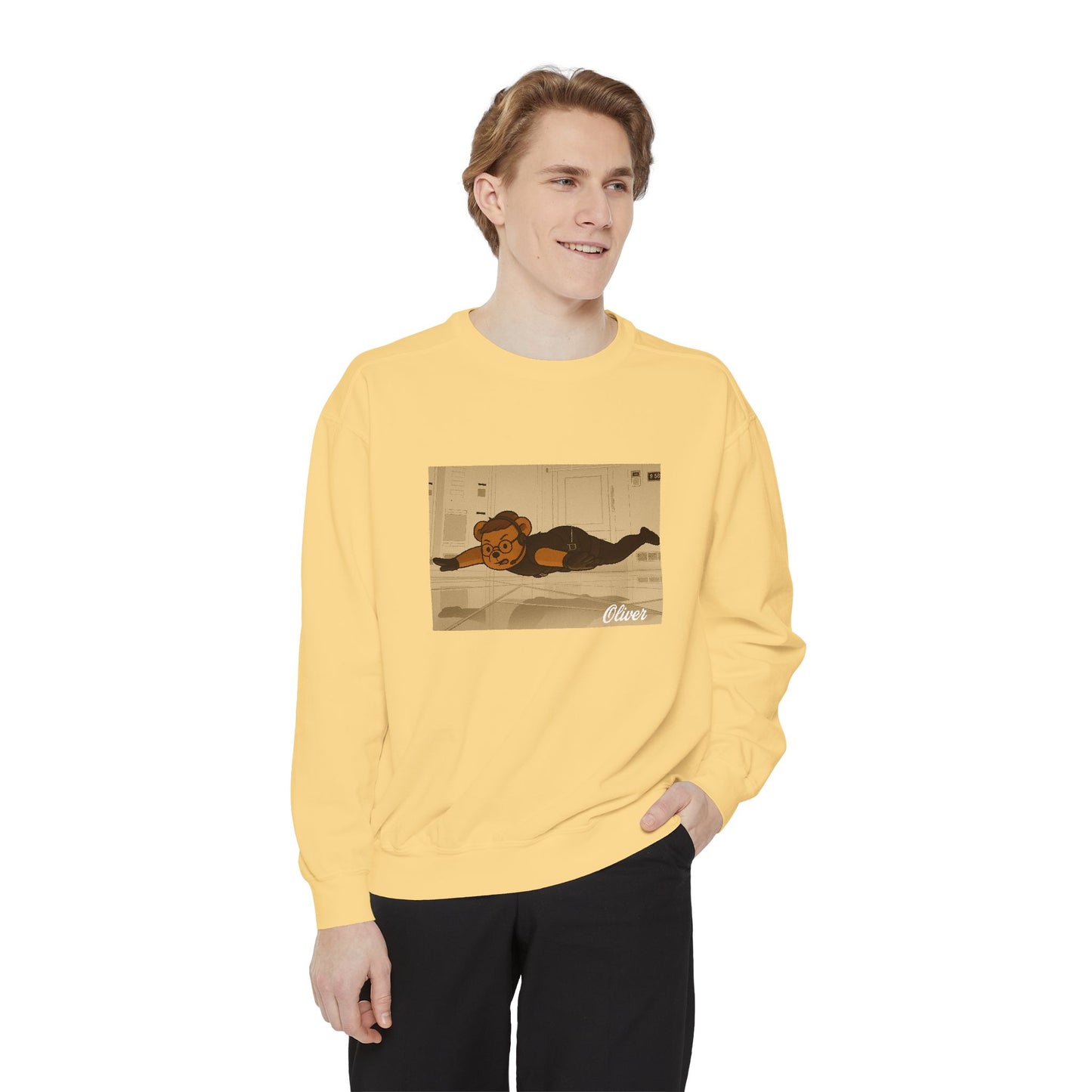 Oliver Outside Mission Impossible Crewneck – Bear on a Mission