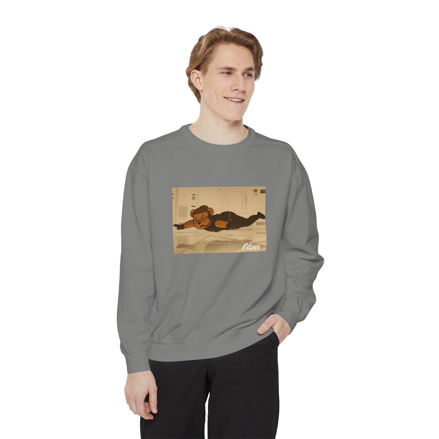 Oliver Outside Mission Impossible Crewneck – Bear on a Mission